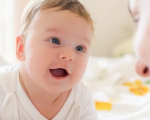 dicas para estimular o bebe a falar